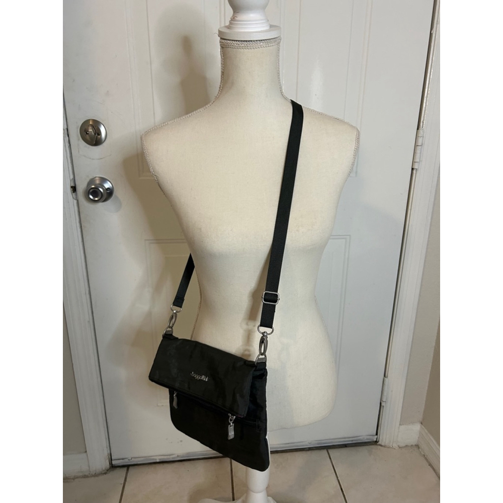 Baggallini Women’s Flip Zip Essentials Crossbody Bag Purse - Picture 6 of 7